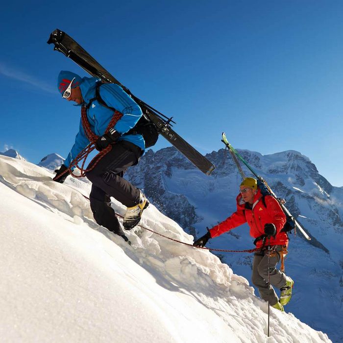 Hier finden Sie nähere Informationen zu Kanten für leichte Skier und Snowboards von Waelzholz